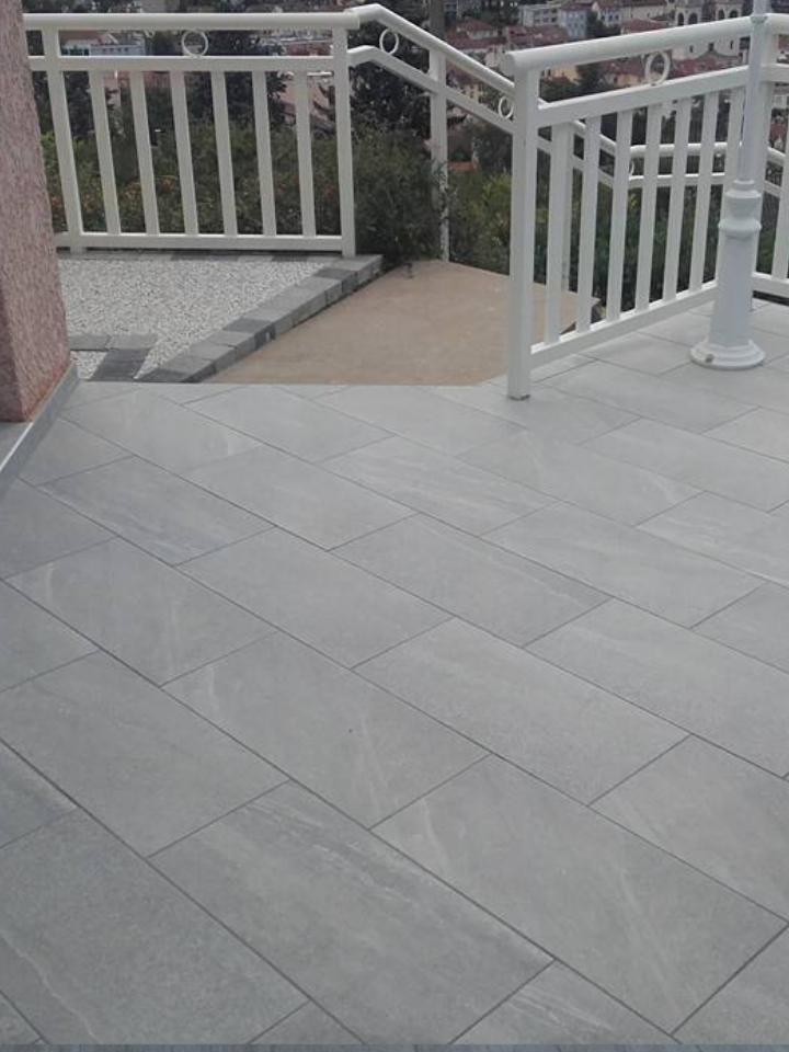 Terrasse 12